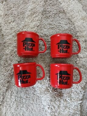 Vintage Pizza Hut Mug Set - 4